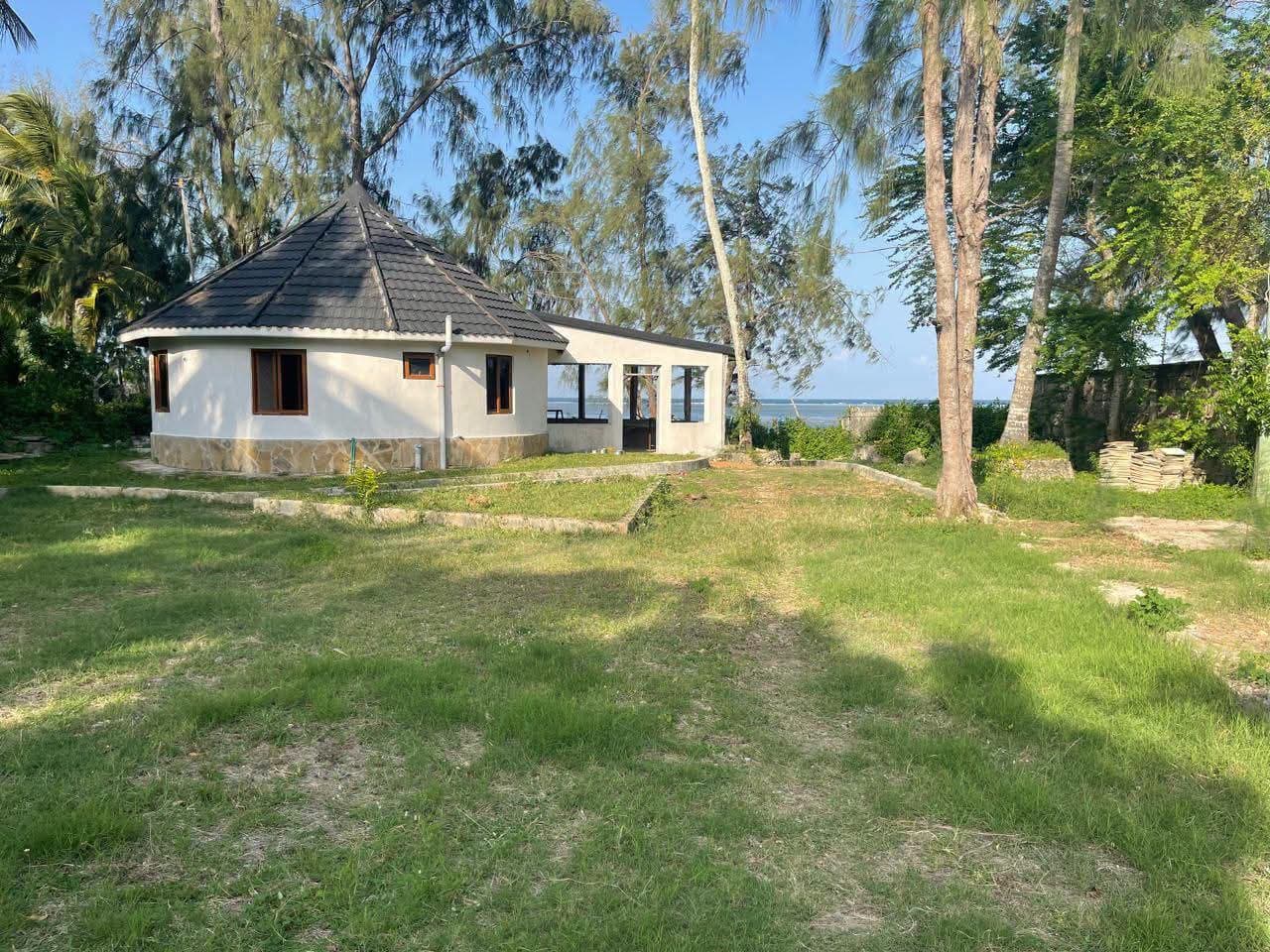 KIKAMBALA BEACH FRONT-1.6 ACRES WHITE SAND