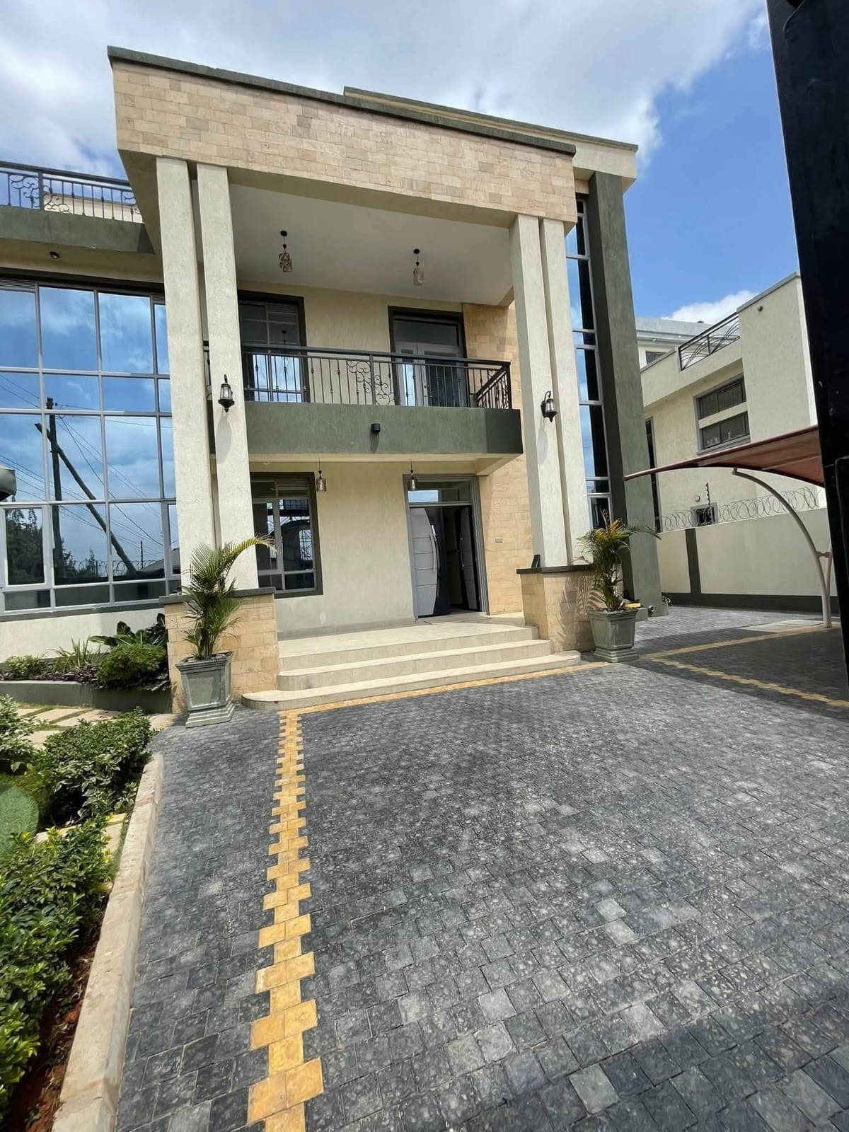 Premium 5-Bedroom Family Home