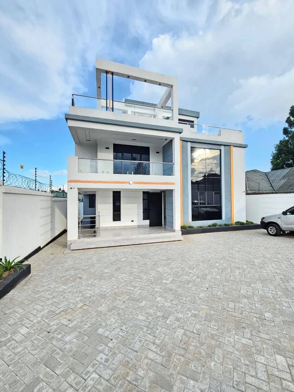 5 Bedroom All Ensuite Villa